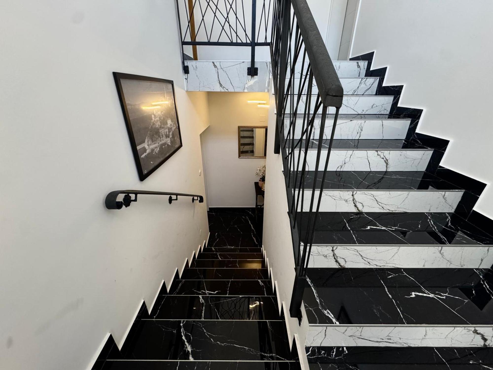 Apartments Orhidelia นยีวีเซ ภายนอก รูปภาพ