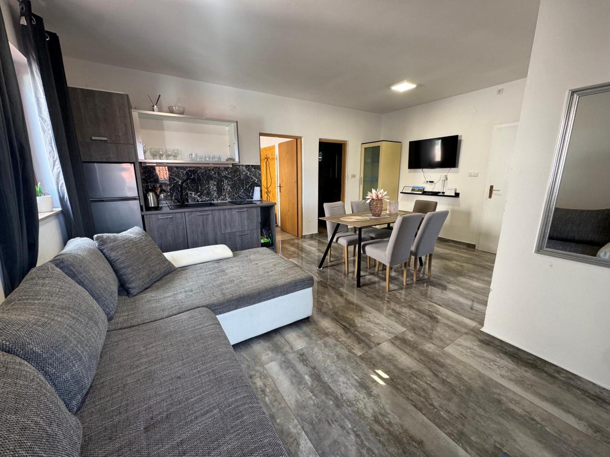 Apartments Orhidelia นยีวีเซ ภายนอก รูปภาพ